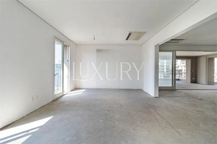 Apartamento com 5 suítes à venda em Jardim Europa, São Paulo, por R$ 54.000.000 Imagem 4