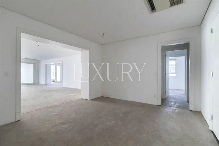 Apartamento com 5 suítes à venda em Jardim Europa, São Paulo, por R$ 54.000.000 Imagem 9