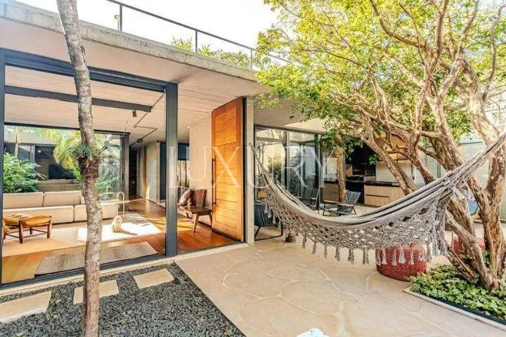 Casa com 3 suítes à venda em Alto da Lapa, São Paulo, por R$ 6.000.000 Imagem 2