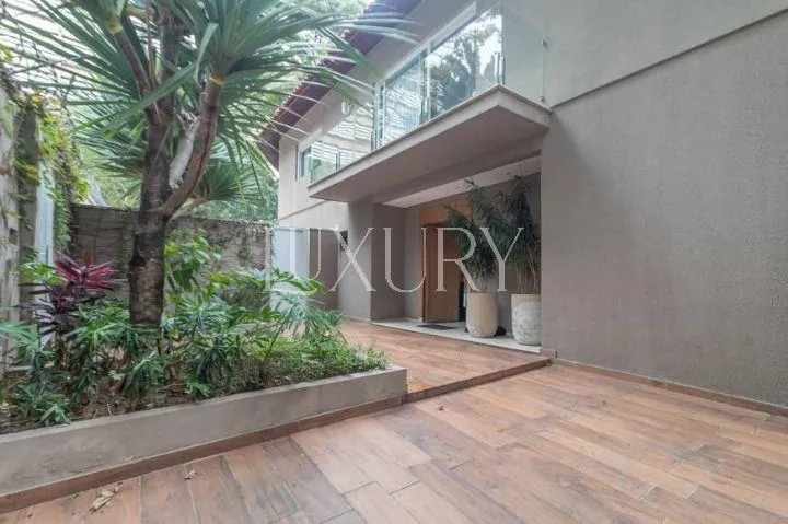 Casa com 4 suítes à venda em Vila Madalena, São Paulo, por R$ 4.290.000