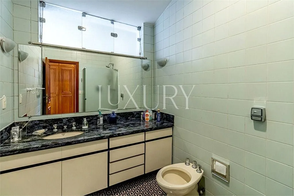 Casa com 4 suítes à venda em Alto de Pinheiros, São Paulo, por R$ 7.900.000 Imagem 14