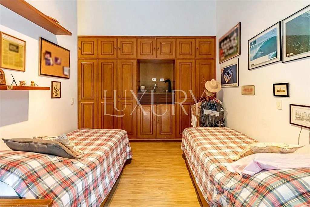 Casa com 4 suítes à venda em Alto de Pinheiros, São Paulo, por R$ 7.900.000 Imagem 15