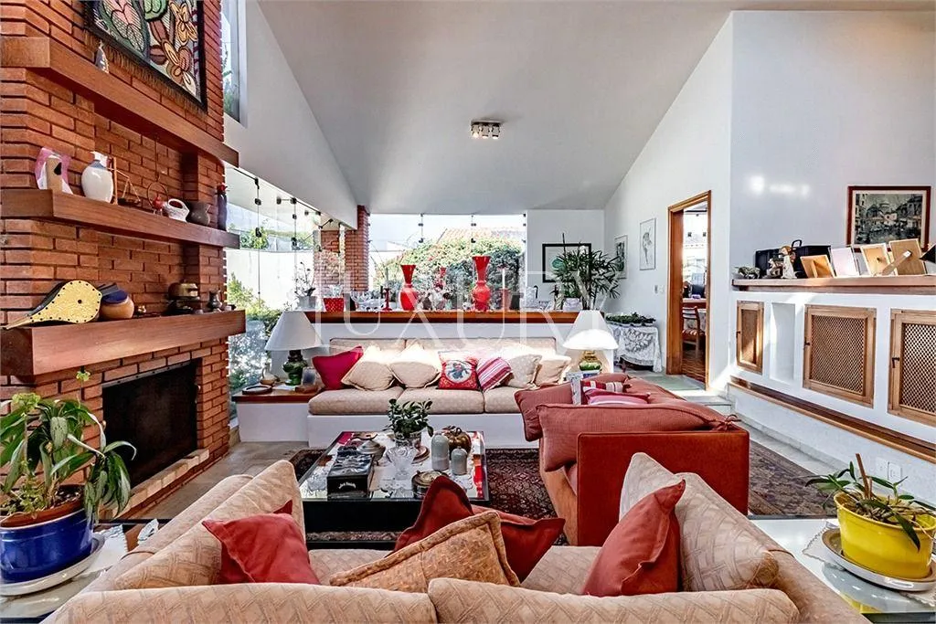 Casa com 4 suítes à venda em Alto de Pinheiros, São Paulo, por R$ 7.900.000 Imagem 17