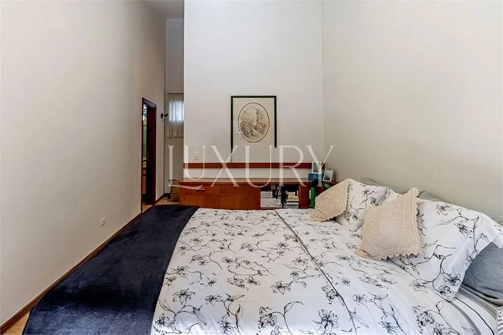 Casa com 4 suítes à venda em Alto de Pinheiros, São Paulo, por R$ 7.900.000 Imagem 19