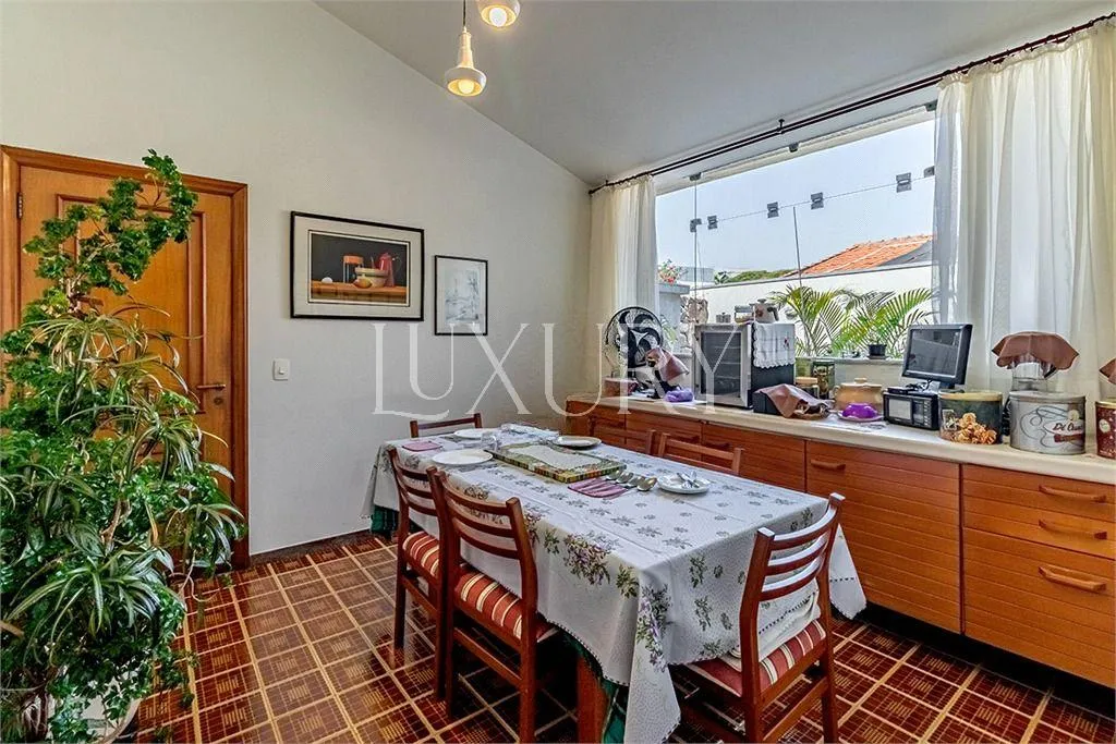 Casa com 4 suítes à venda em Alto de Pinheiros, São Paulo, por R$ 7.900.000 Imagem 23
