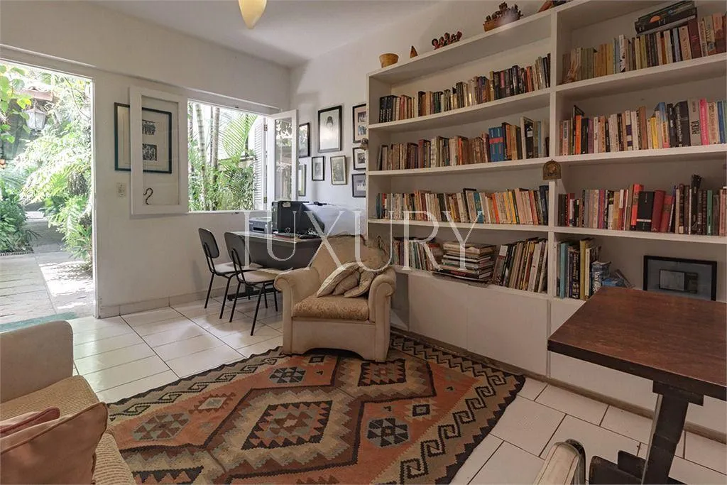 Casa com 3 suítes à venda em Alto de Pinheiros, São Paulo, por R$ 5.990.000 Imagem 16