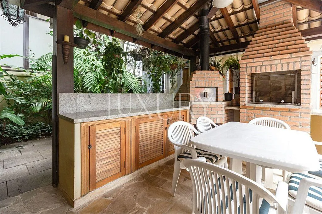 Casa com 3 suítes à venda em Alto de Pinheiros, São Paulo, por R$ 5.990.000 Imagem 17