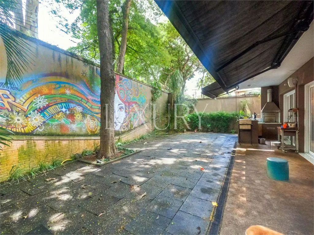 Casa com 5 suítes à venda em Alto de Pinheiros, São Paulo, por R$ 5.950.000 Imagem 12