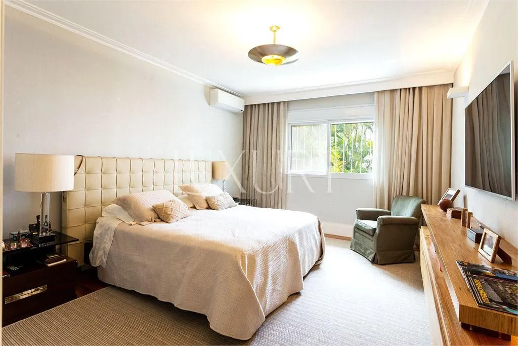 Casa com 2 suítes à venda em Alto de Pinheiros, São Paulo, por R$ 9.400.000 Imagem 16