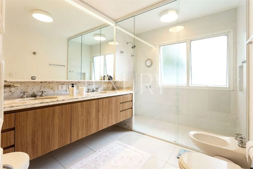 Casa com 2 suítes à venda em Alto de Pinheiros, São Paulo, por R$ 9.400.000 Imagem 17