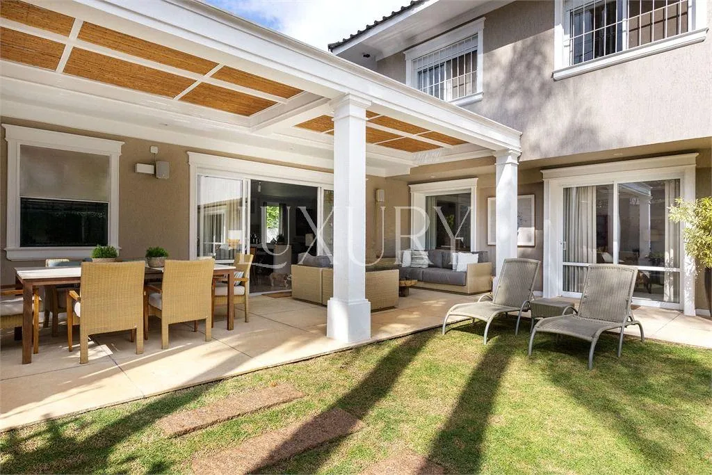 Casa com 2 suítes à venda em Alto de Pinheiros, São Paulo, por R$ 9.400.000 Imagem 18