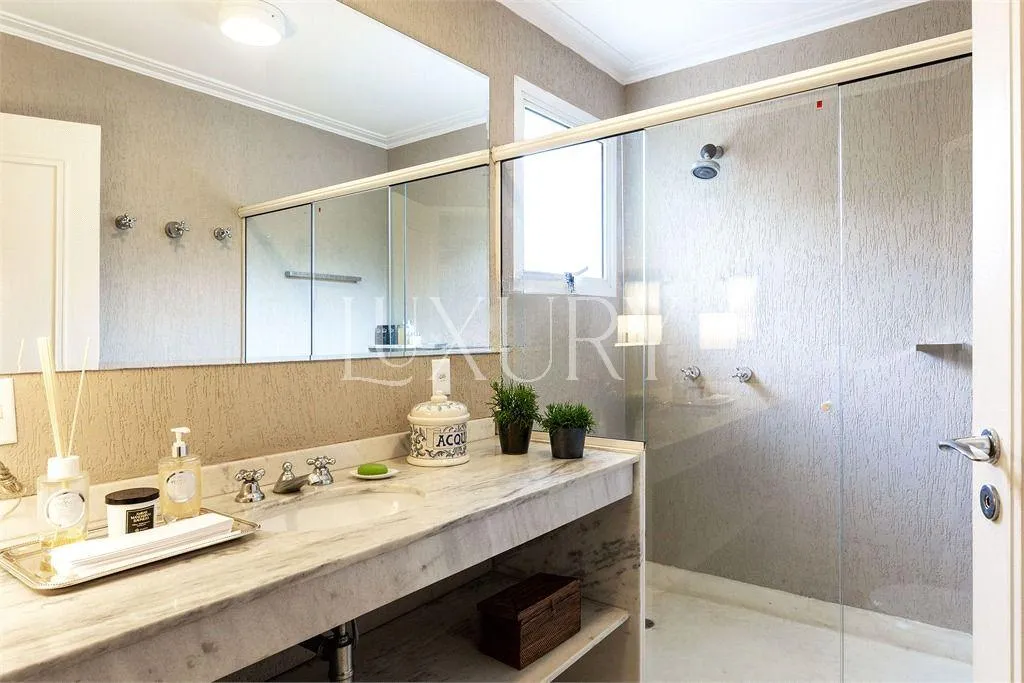 Casa com 2 suítes à venda em Alto de Pinheiros, São Paulo, por R$ 9.400.000 Imagem 19