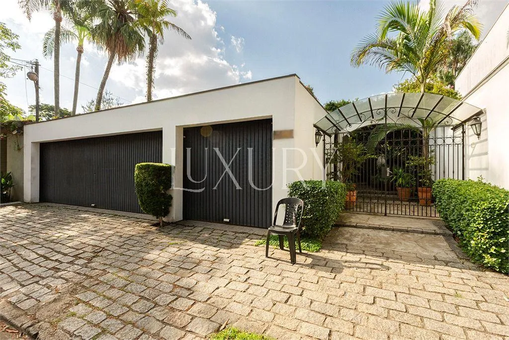Casa com 2 suítes à venda em Alto de Pinheiros, São Paulo, por R$ 3.800.000 Imagem 2