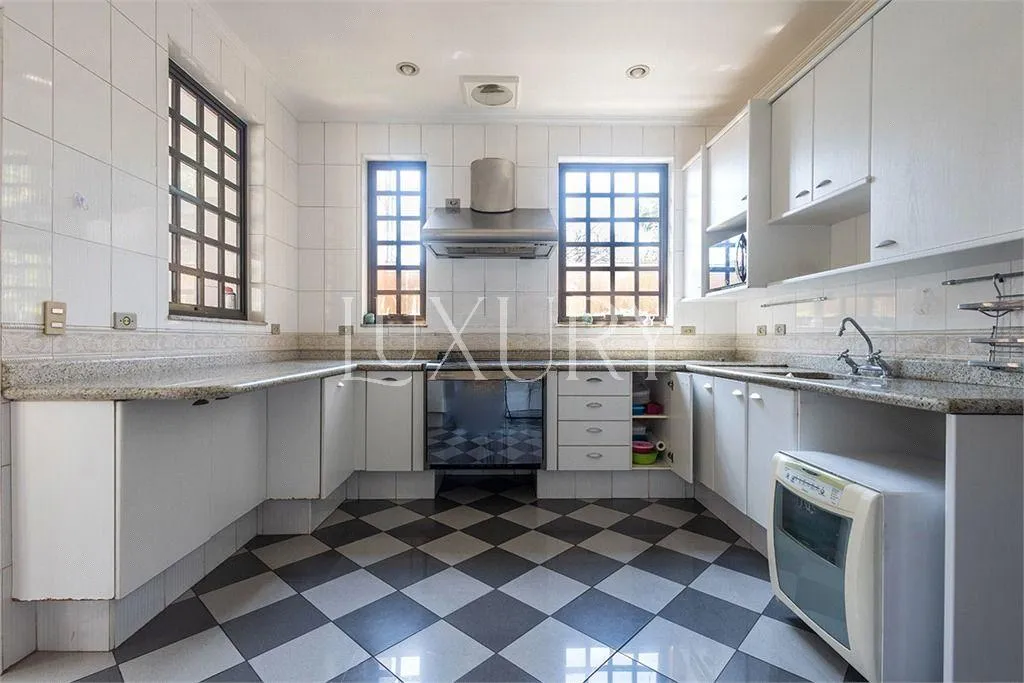 Casa com 4 suítes à venda em Vila Madalena, São Paulo, por R$ 7.500.000 Imagem 12