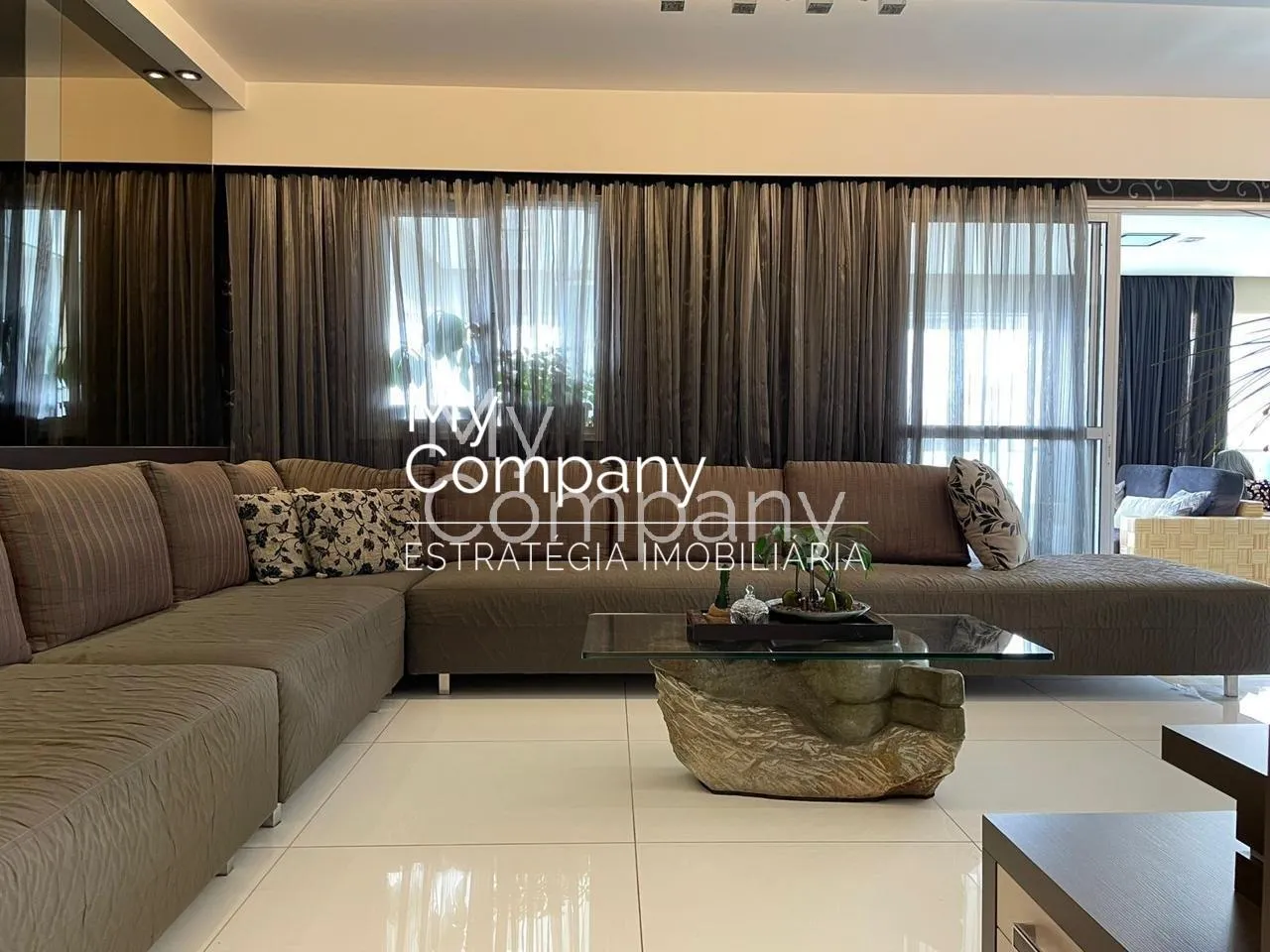 Apartamento com 3 suítes à venda em Moema, São Paulo, por R$ 5.099.900 Imagem 2