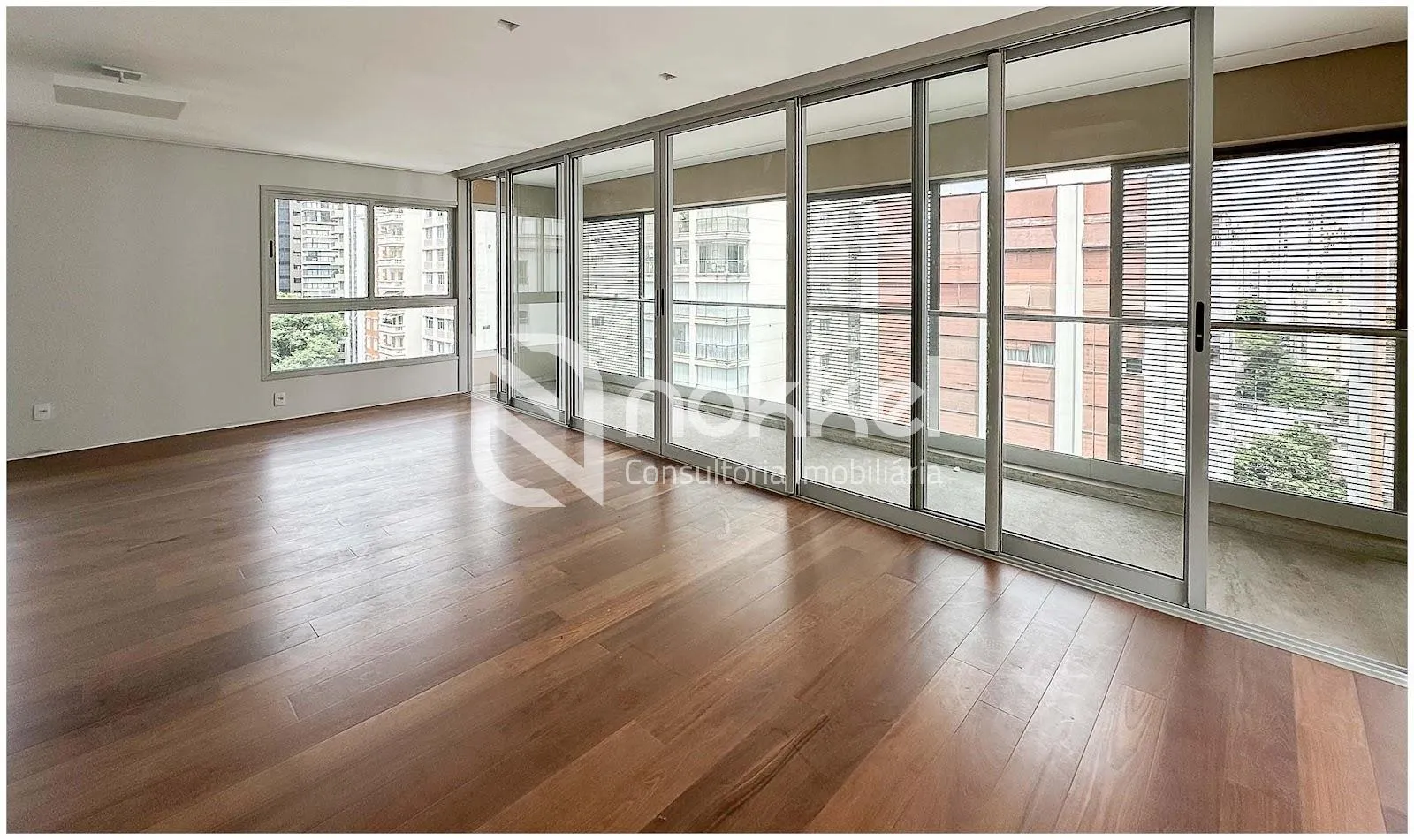 Cobertura com 3 suítes à venda em Jardim América, São Paulo, por R$ 13.000.000 Imagem 22