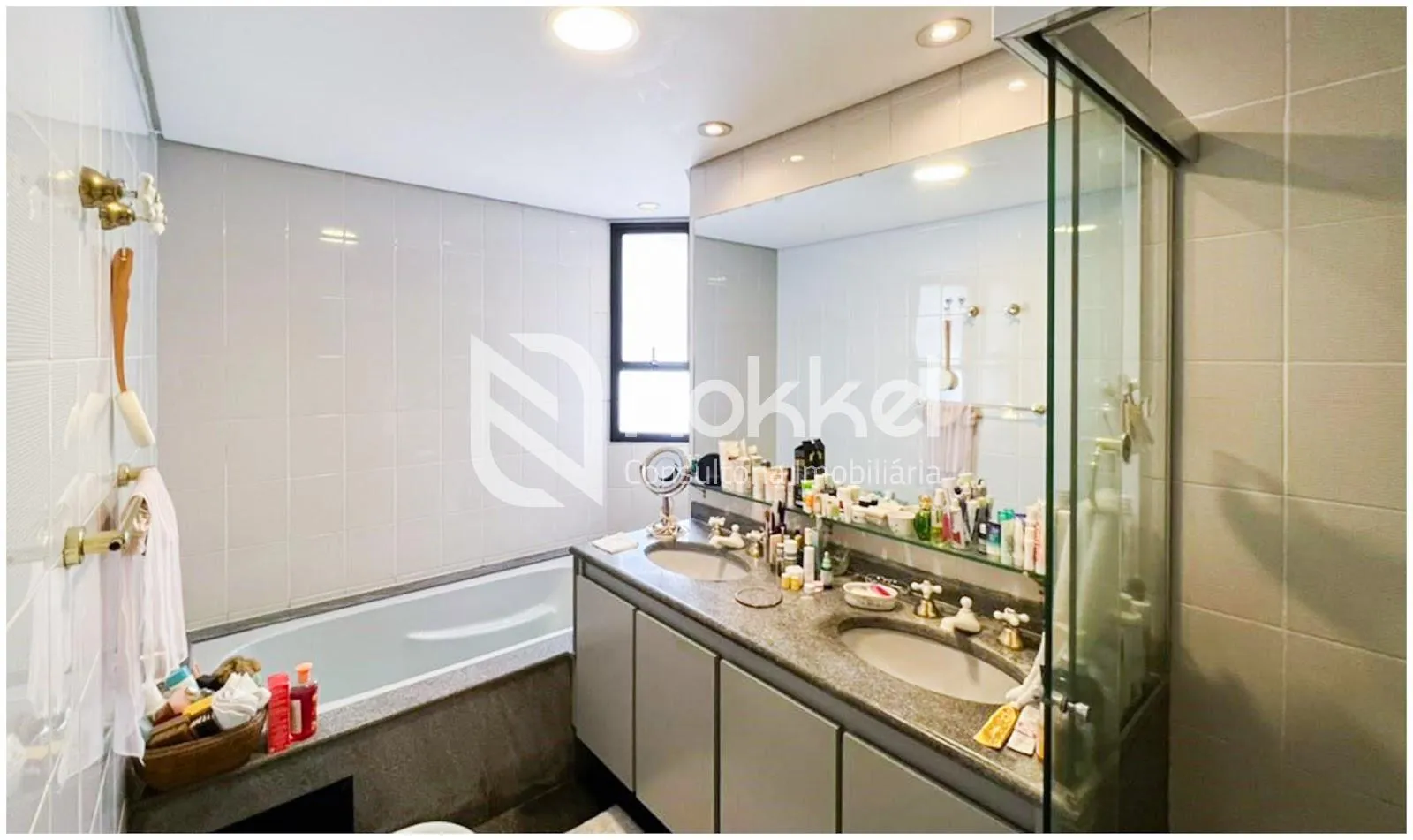 Apartamento com 3 suítes à venda em Itaim Bibi, São Paulo, por R$ 6.400.000