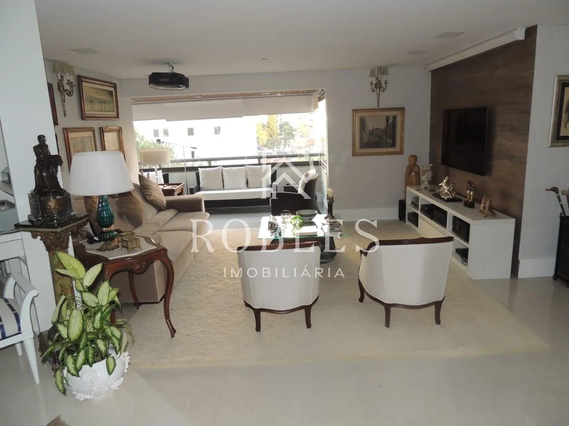 Apartamento com 3 suítes à venda em Campo Belo, São Paulo, por R$ 2.400.000