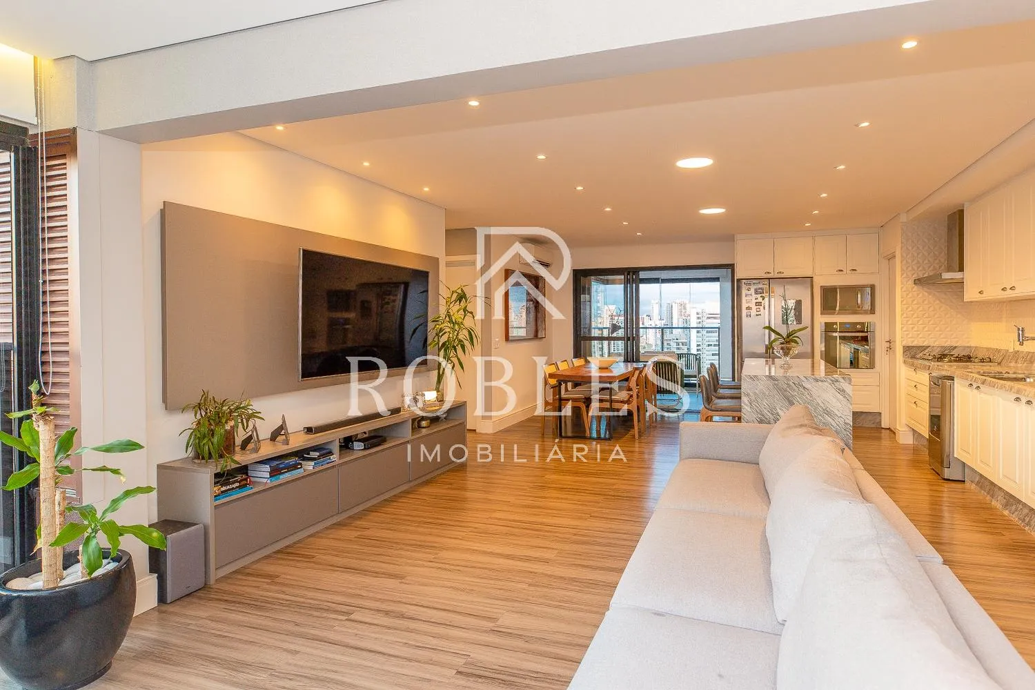 Apartamento com 2 suítes à venda em Brooklin, São Paulo, por R$ 2.050.000 Imagem 3