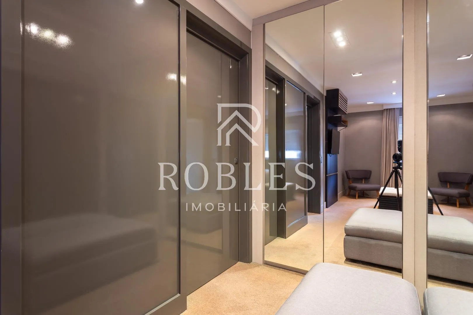 Apartamento com 2 suítes à venda em Vila Uberabinha, São Paulo, por R$ 4.890.000 Imagem 3