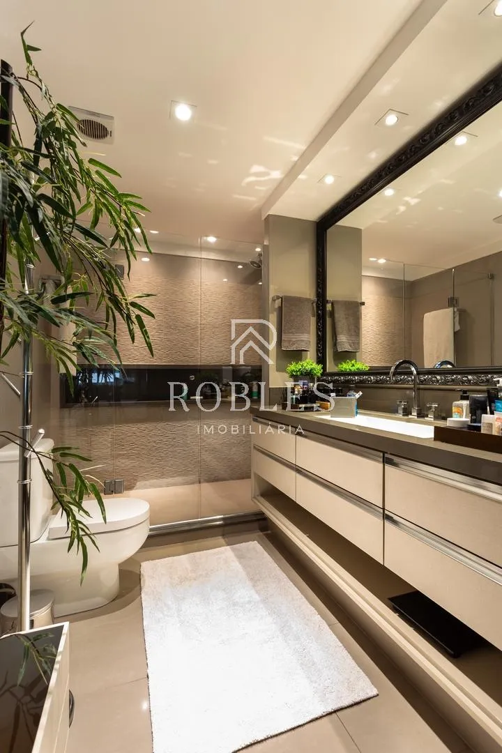 Apartamento com 2 suítes à venda em Vila Uberabinha, São Paulo, por R$ 4.890.000