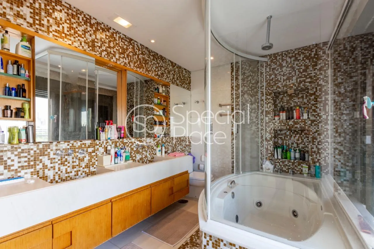 Casa de condomínio com 3 suítes à venda em Cidade Jardim, São Paulo, por R$ 8.000.000 Imagem 20