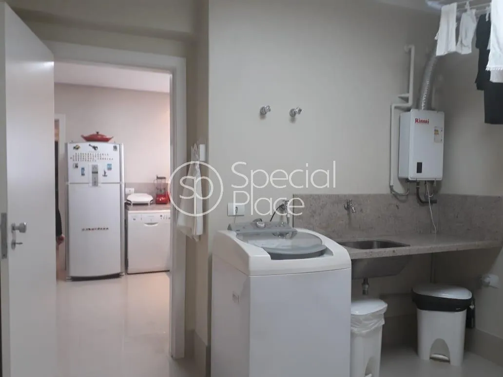 Apartamento com 3 suítes à venda em Moema, São Paulo, por R$ 3.200.000 Imagem 16