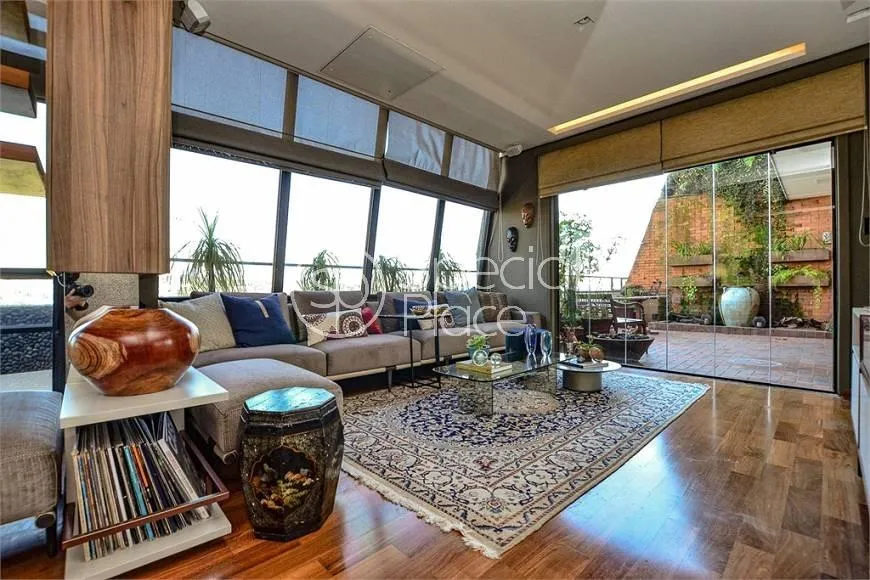 Cobertura com 2 suítes à venda em Jardim Paulistano, São Paulo, por R$ 5.900.000