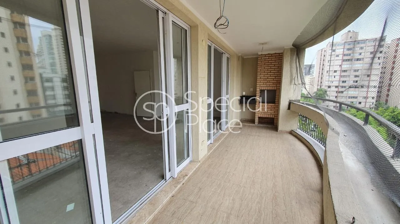 Apartamento com 2 suítes à venda em Moema, São Paulo, por R$ 2.000.000