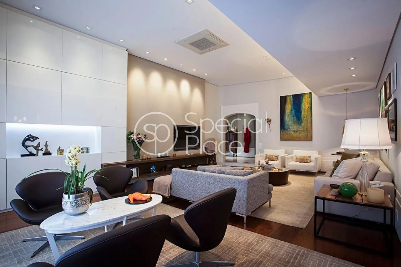Cobertura com 2 suítes à venda em Higienópolis, São Paulo, por R$ 9.000.000
