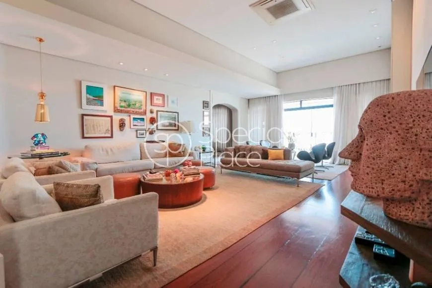 Cobertura com 2 suítes à venda em Higienópolis, São Paulo, por R$ 9.000.000 Imagem 3