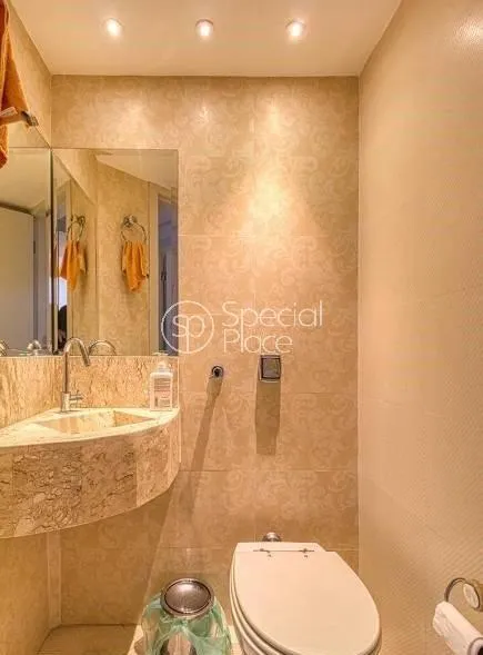 Apartamento com 3 suítes à venda em Moema, São Paulo, por R$ 3.000.000 Imagem 16