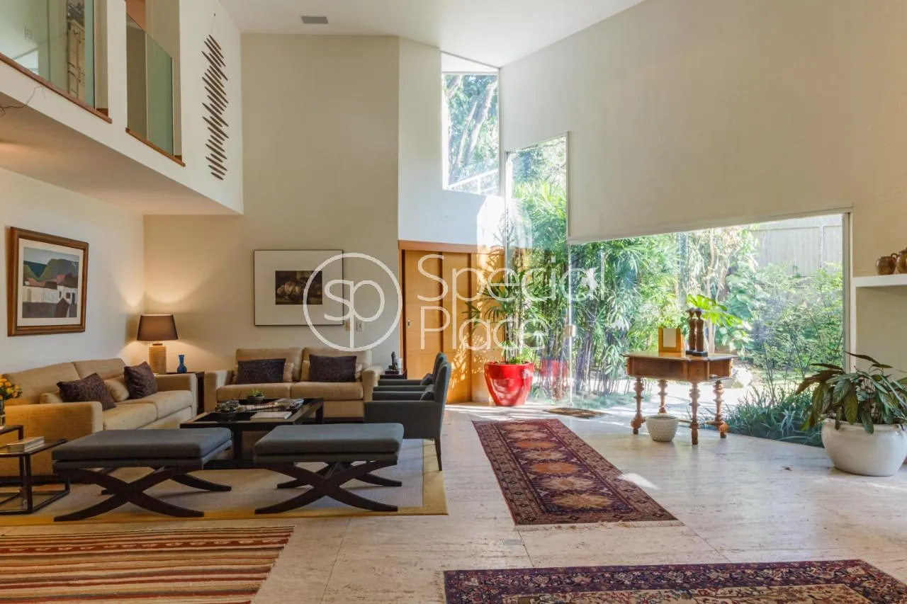 Casa com 4 suítes à venda em Jardim Guedala, São Paulo, por R$ 10.000.000