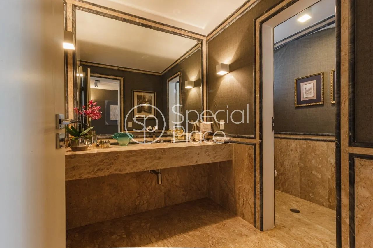 Casa com 4 suítes à venda em Jardim Guedala, São Paulo, por R$ 9.000.000 Imagem 2