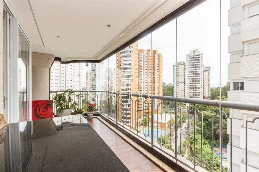 Apartamento com 4 suítes à venda em Panamby, São Paulo, por R$ 3.200.000 Imagem 16
