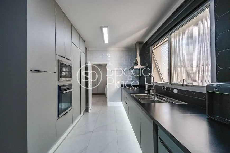 Apartamento com 1 suítes à venda em Moema, São Paulo, por R$ 2.250.000 Imagem 18
