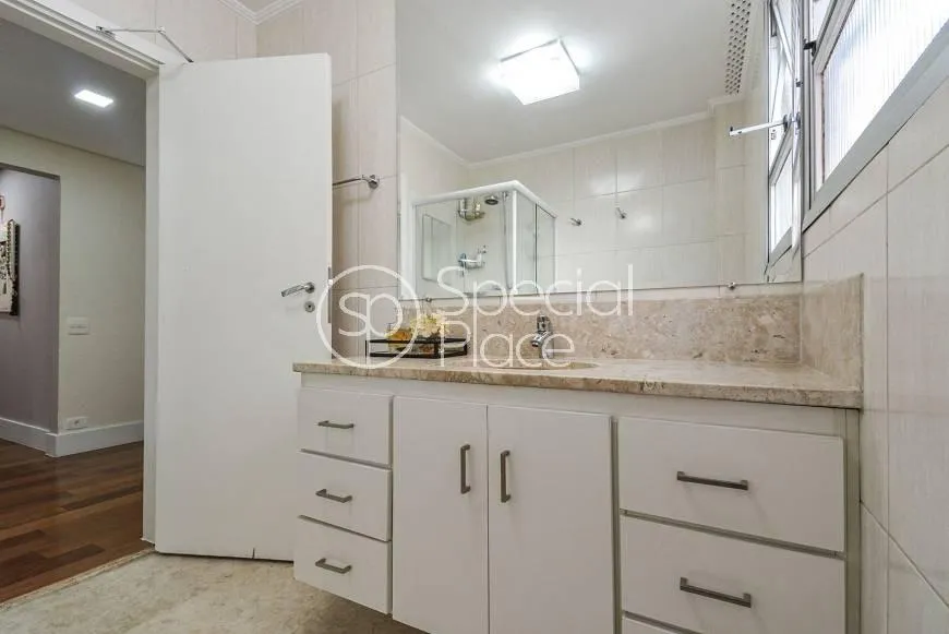 Apartamento com 1 suítes à venda em Moema, São Paulo, por R$ 2.250.000 Imagem 32
