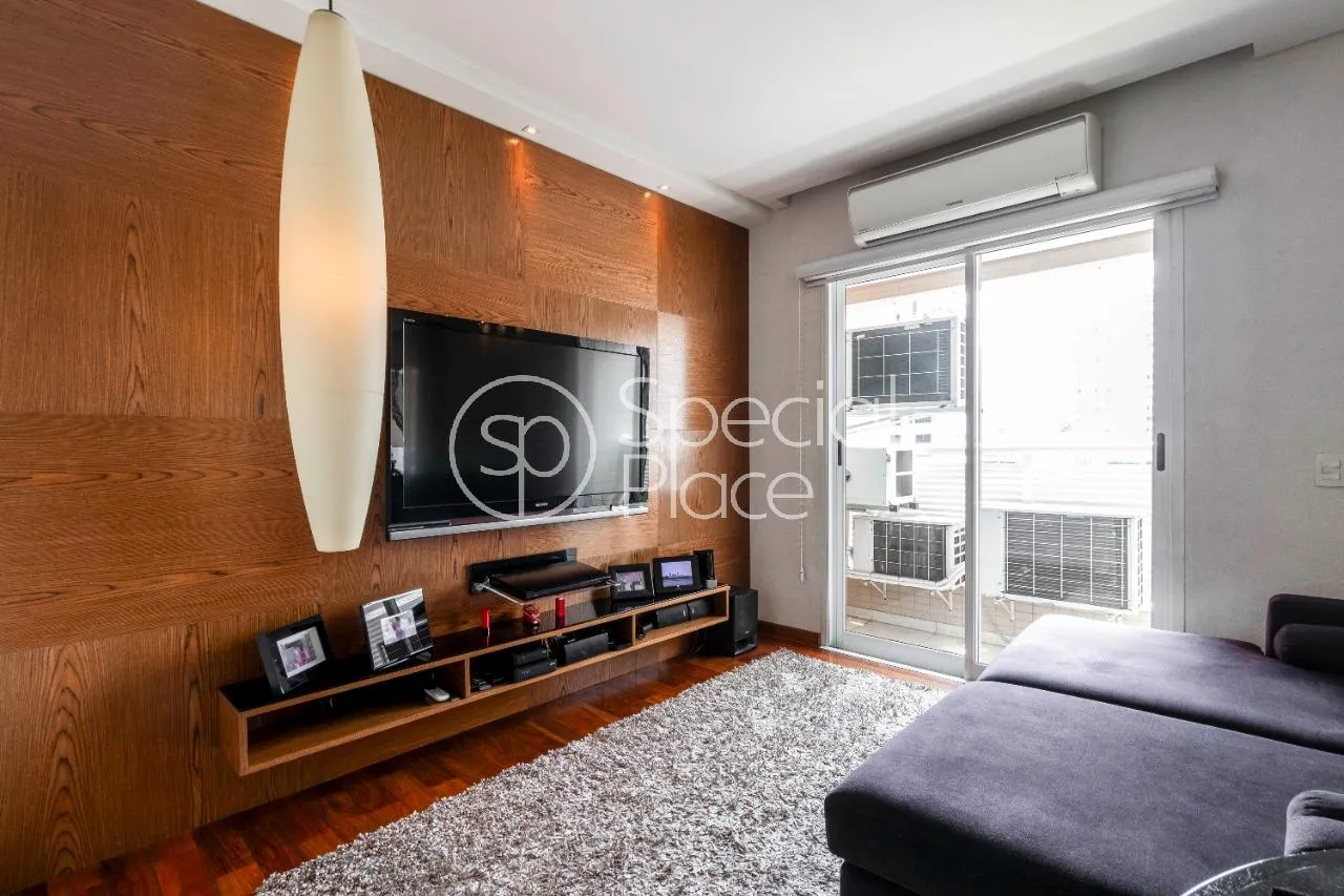 Apartamento com 3 suítes à venda em Real Parque, São Paulo, por R$ 2.200.000