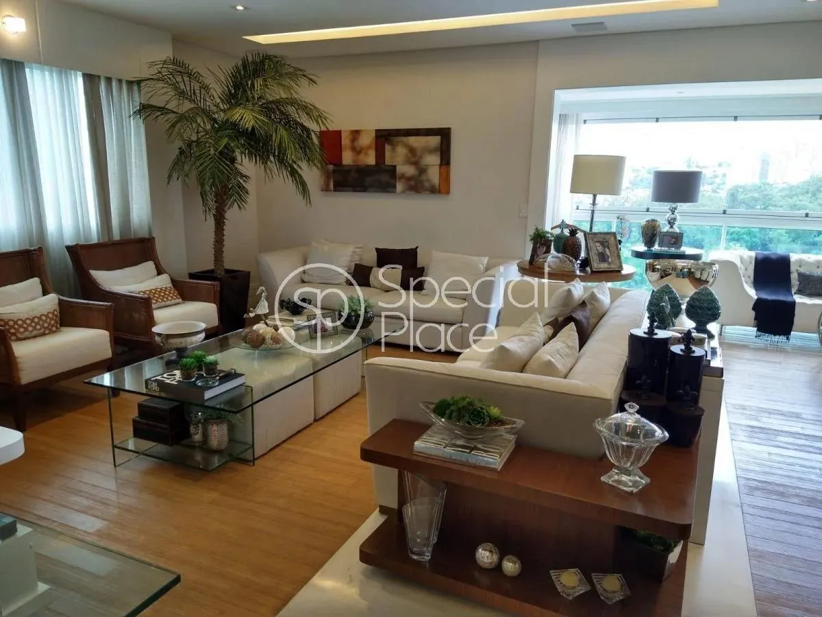 Apartamento com 3 suítes à venda em Aclimação, São Paulo, por R$ 3.500.000