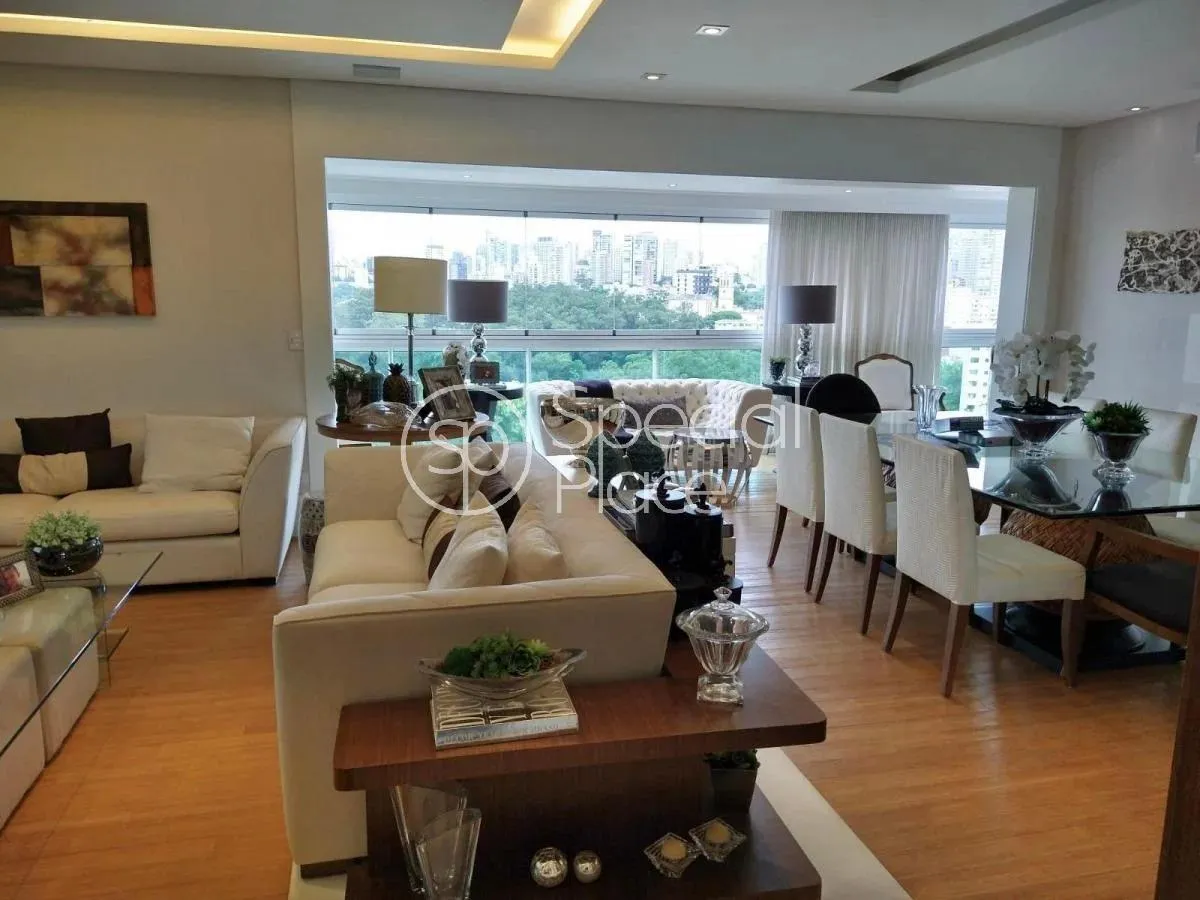 Apartamento com 3 suítes à venda em Aclimação, São Paulo, por R$ 3.500.000 Imagem 2