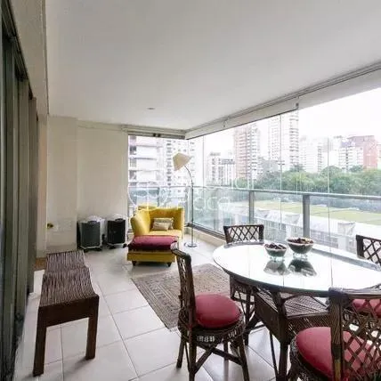 Apartamento com 2 suítes à venda em Itaim Bibi, São Paulo, por R$ 2.900.000 Imagem 3