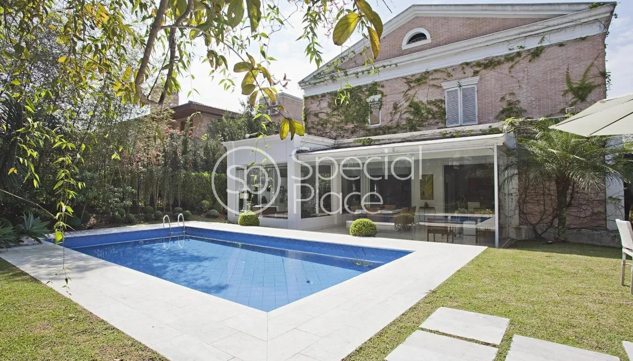 Casa de condomínio com 3 suítes à venda em Real Parque, São Paulo, por R$ 24.000.000