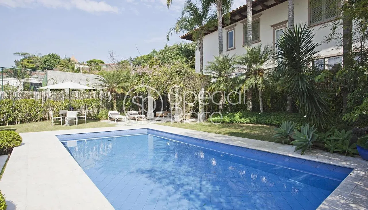 Casa de condomínio com 3 suítes à venda em Real Parque, São Paulo, por R$ 24.000.000 Imagem 2