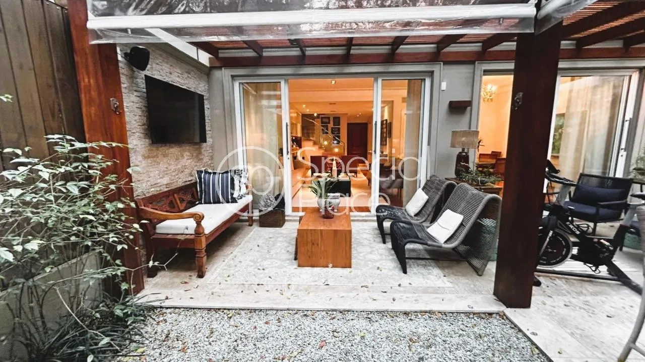 Casa de condomínio com 3 suítes à venda em Real Parque, São Paulo, por R$ 3.750.000