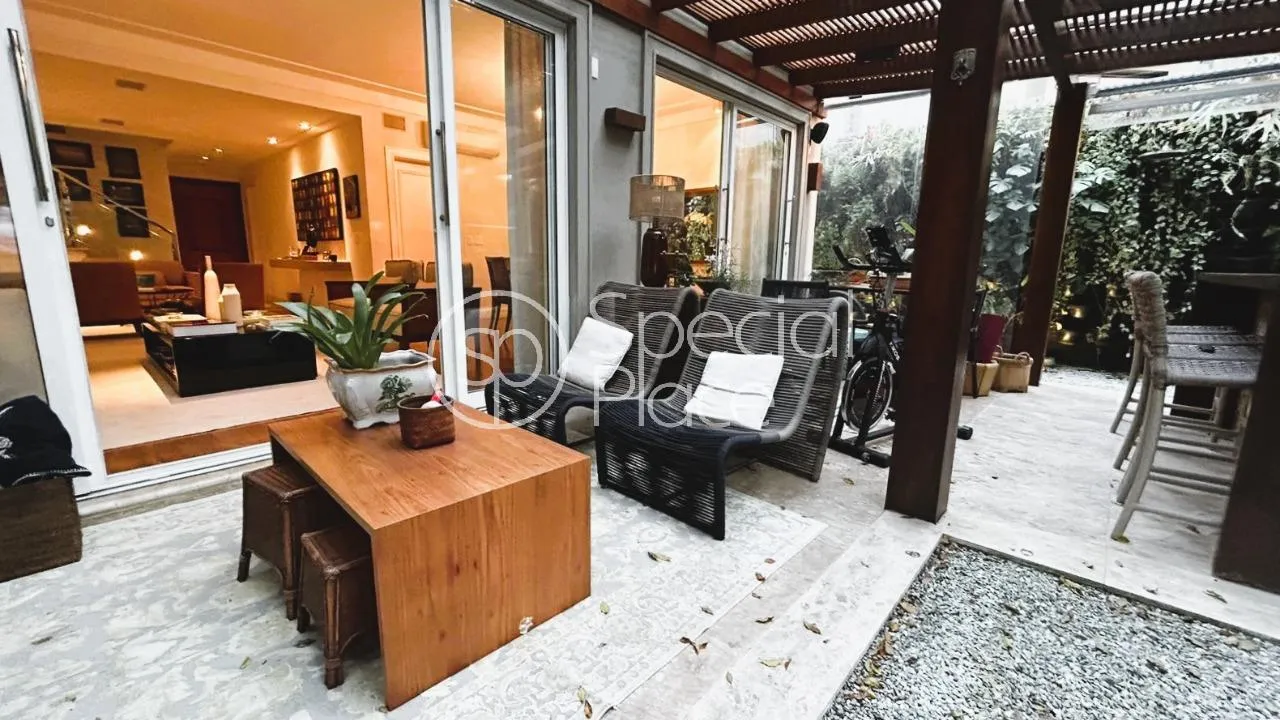Casa de condomínio com 3 suítes à venda em Real Parque, São Paulo, por R$ 3.750.000 Imagem 2