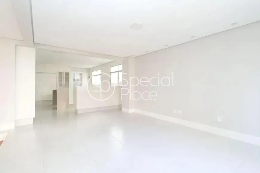 Apartamento com 2 suítes à venda em Jardim América, São Paulo, por R$ 3.400.000 Imagem 10