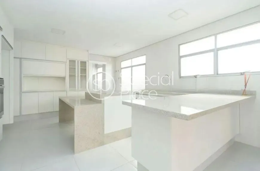 Apartamento com 2 suítes à venda em Jardim América, São Paulo, por R$ 3.400.000 Imagem 14