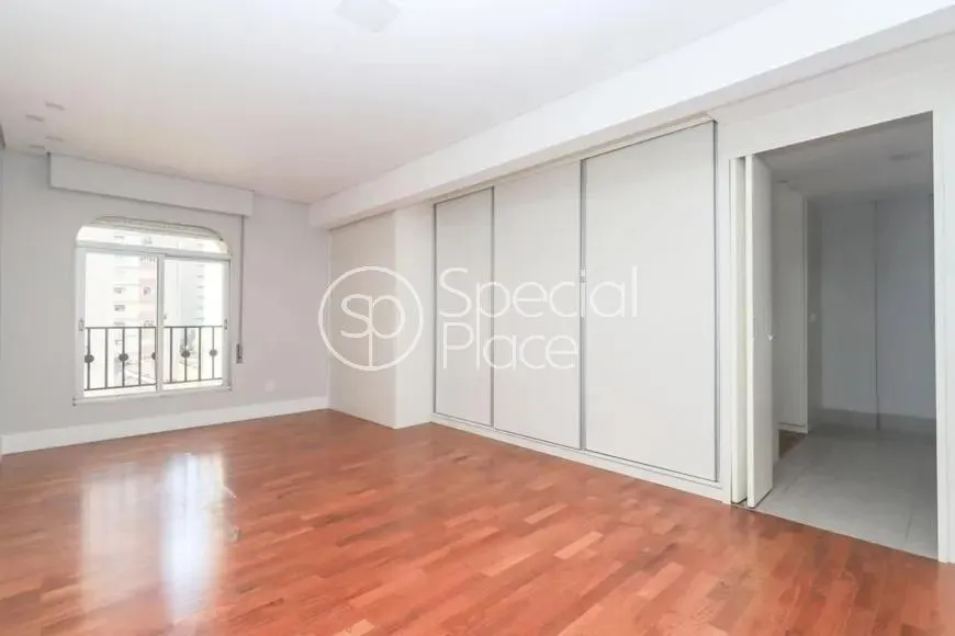 Apartamento com 2 suítes à venda em Jardim América, São Paulo, por R$ 3.400.000 Imagem 42