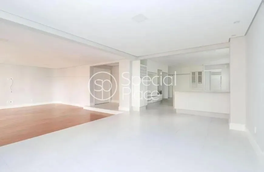 Apartamento com 2 suítes à venda em Jardim América, São Paulo, por R$ 3.400.000 Imagem 9