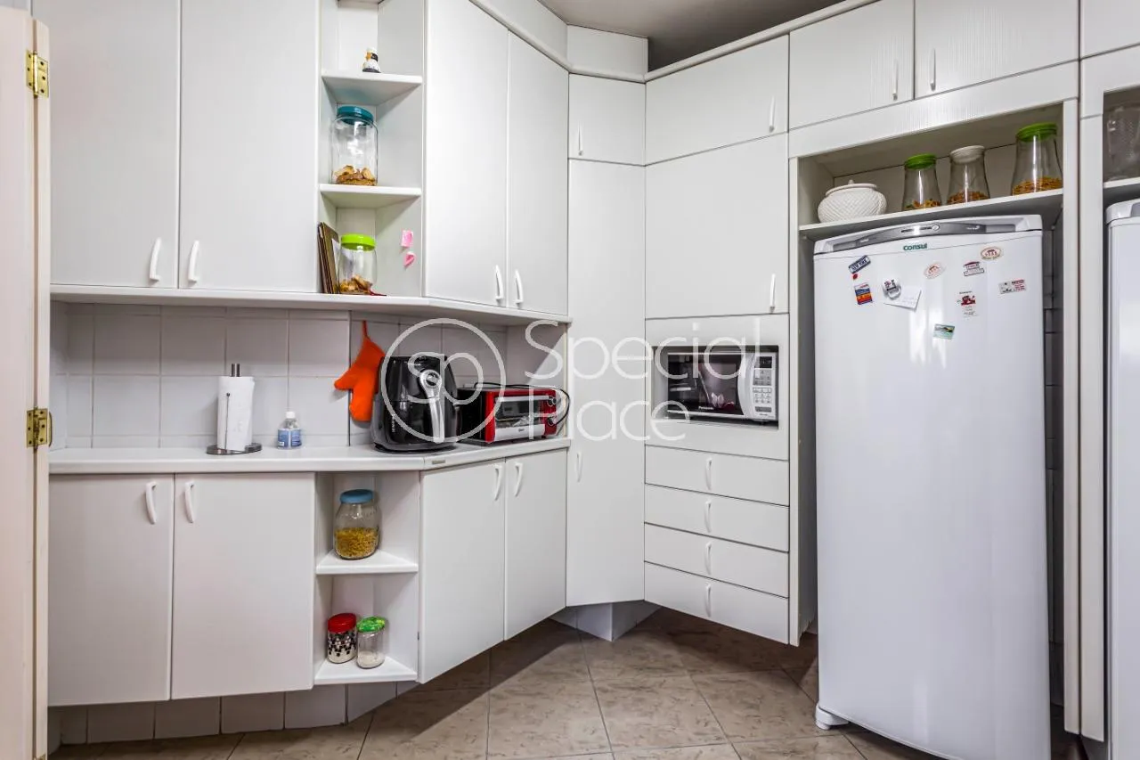 Apartamento com 3 suítes à venda em Campo Belo, São Paulo, por R$ 2.200.000 Imagem 12